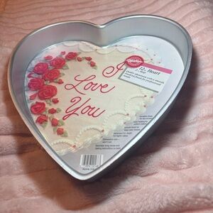 Wilton 12-Inch Heart Cake Pan